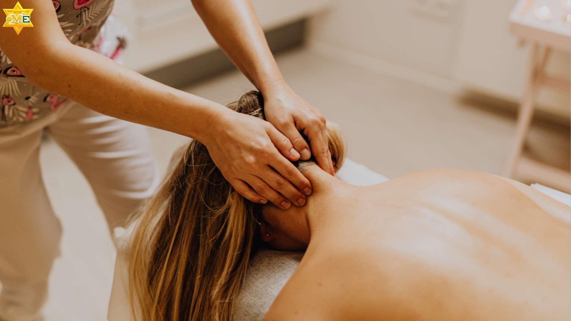 Học Cách Massage Đầu Chi Tiết Giúp Giảm Đau Đầu Và Dễ Ngủ
