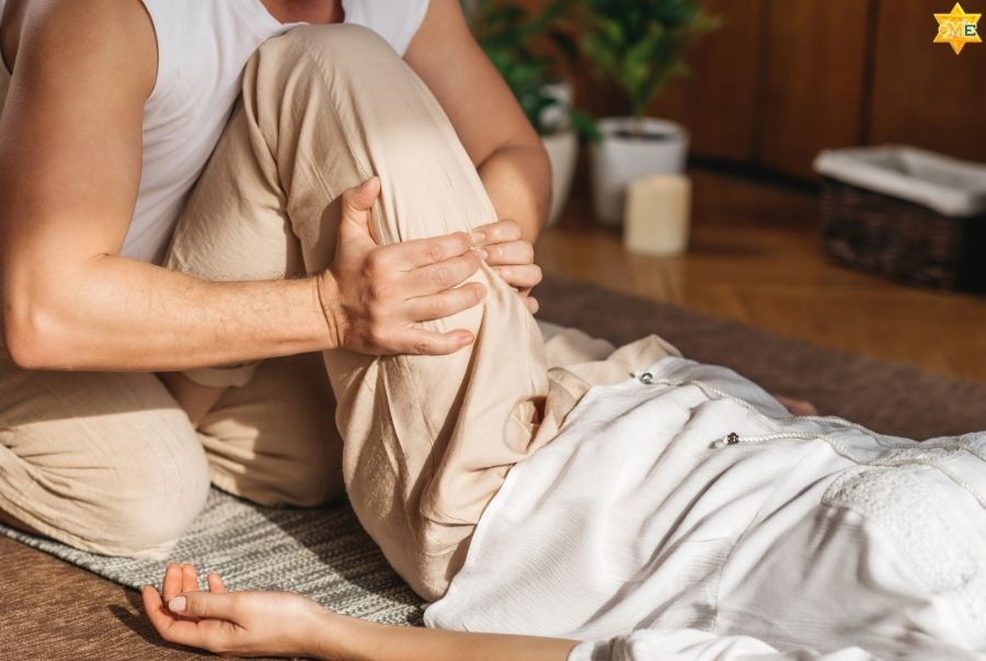 xoa bóp bấm huyệt tại nhà